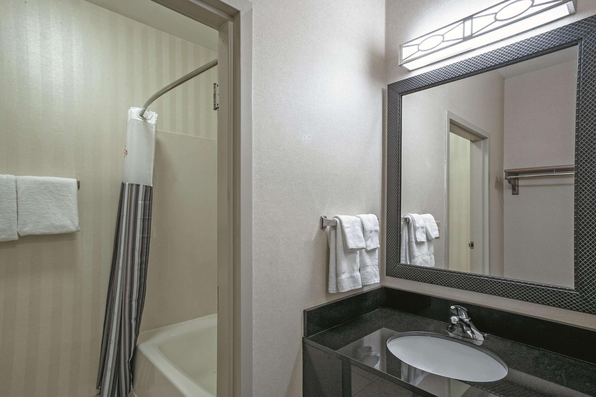 La Quinta By Wyndham Manassas Battlefield Otel Dış mekan fotoğraf